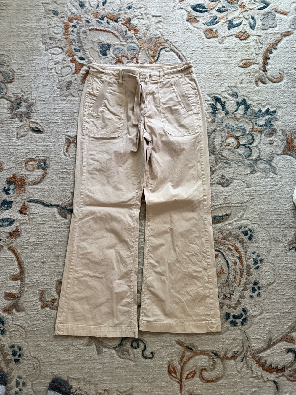 American Eagle Chic Wide-Leg Cargo Pants – Cream Beige, Utility Style